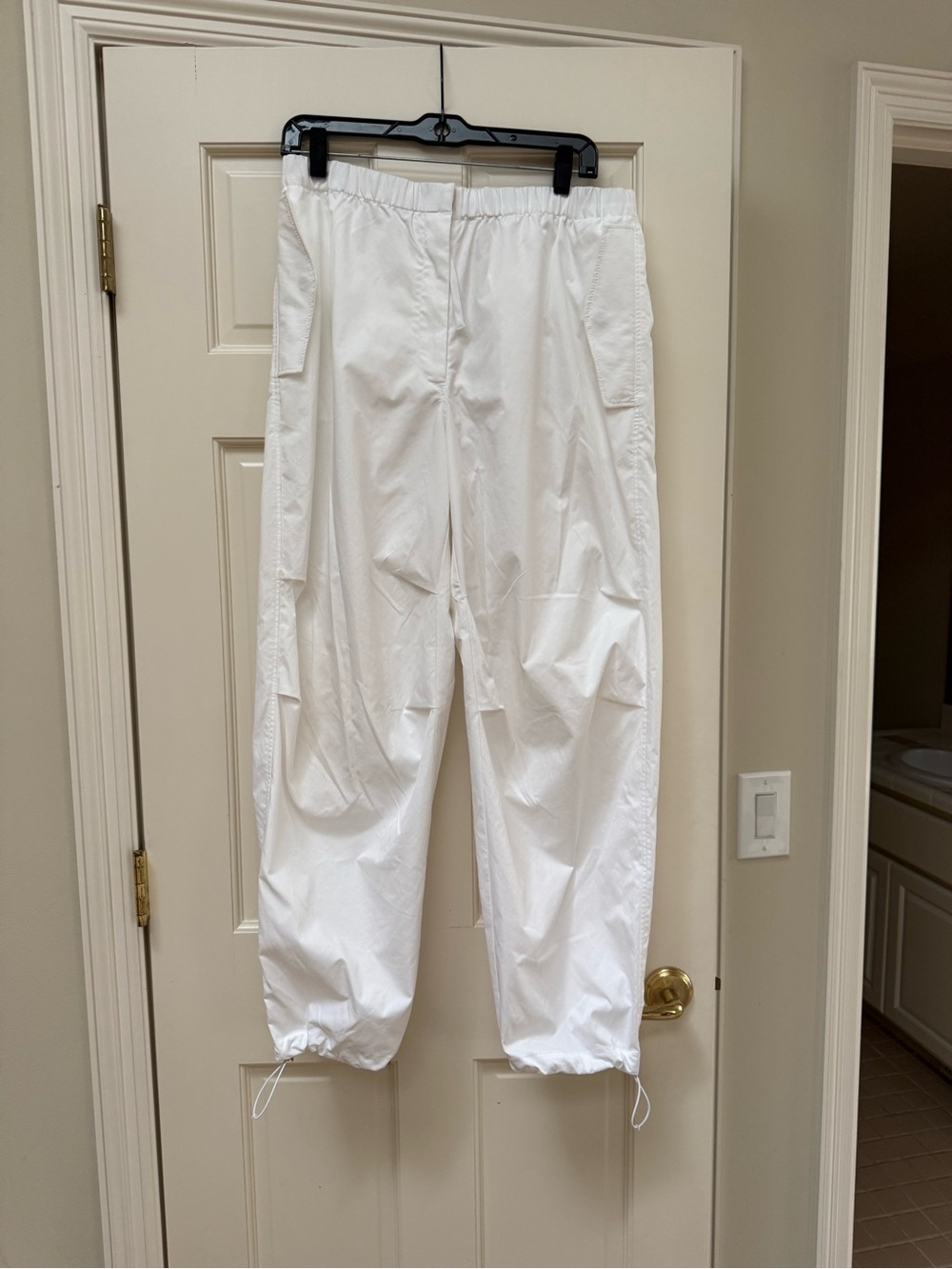 Aritzia pant. the group Babaton - 8
White big pant